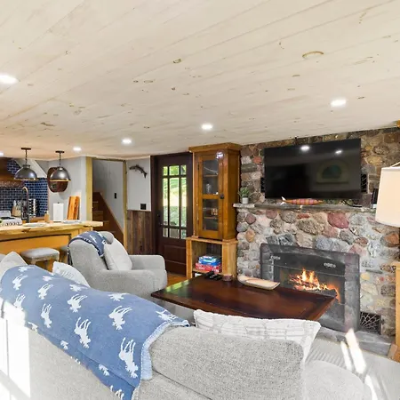 Cozy Two Bedroom Home On Canandaigua Lake Rushville Exterior photo