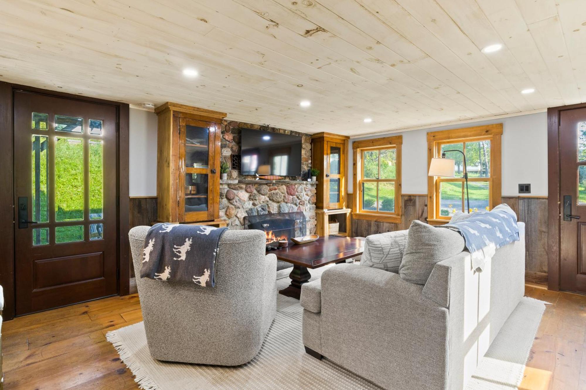 Cozy Two Bedroom On Canandaigua Casa de Férias *