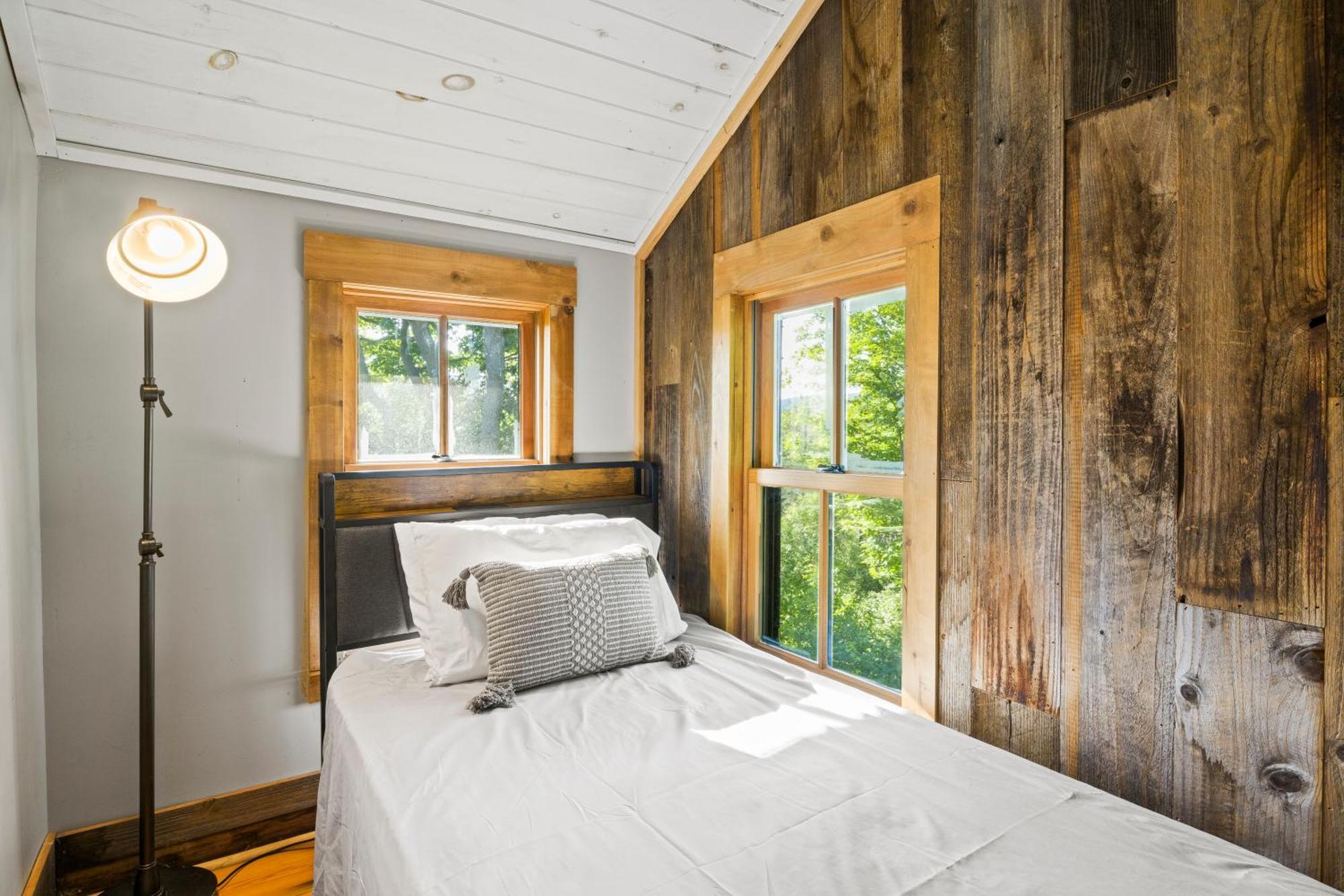 Cozy Two Bedroom On Canandaigua Hébergement de vacances Rushville